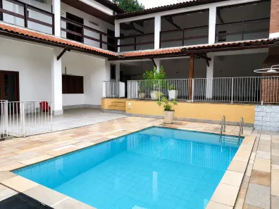Casa de Condomínio com 7 Quartos para venda ou aluguel, 500m² no Anil, Rio de Janeiro