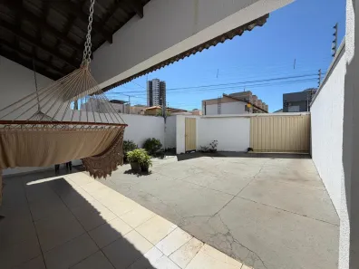 Casa com 3 Quartos à venda, 118m² no Plano Diretor Sul, Palmas