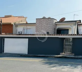 Sobrado com 4 Quartos à venda, 300m² no Jardim Leocádia, Sorocaba