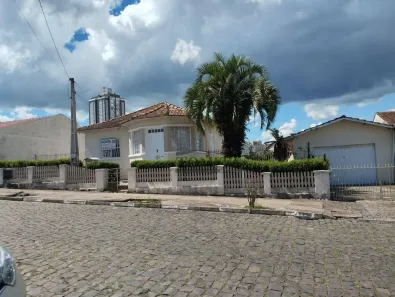 Casa com 3 Quartos à venda, 113m² no Brusque, Lages