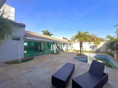 Casa de Condomínio com 5 Quartos para alugar, 480m² no Jardim Karaíba, Uberlândia