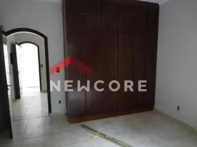 Sobrado com 5 Quartos à venda, 500m² no Jardim Santa Mena, Guarulhos