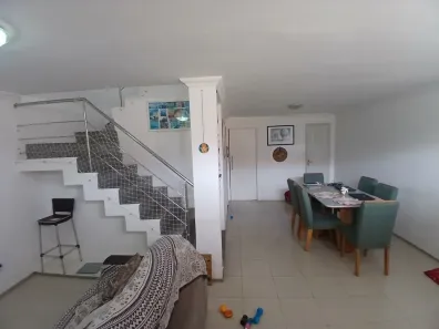 Casa de Condomínio com 4 Quartos à venda, 200m² no Renascença, São Luís