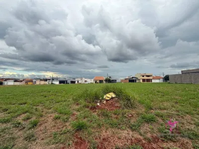 Lote/Terreno à venda, 250m² no Jardim Residencial Altos da Santa Rita, Leme