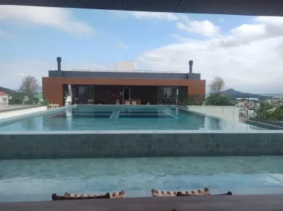 Apartamento com 3 Quartos à venda, 155m² no Jurerê Internacional, Florianópolis
