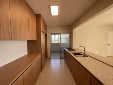 Apartamento com 3 Quartos à venda, 120m² no Zona 07, Maringá