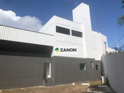Galpão/Depósito/Armazém para alugar, 2400m² no Centro, Cotia
