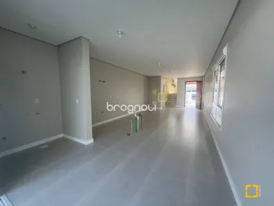 Casa com 2 Quartos à venda, 150m² no Carianos, Florianópolis