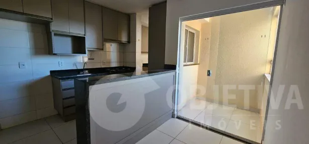 Apartamento com 2 Quartos para alugar, 55m² no Gávea, Uberlândia