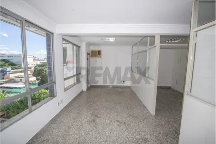 Sala Comercial com 3 Quartos para alugar, 45m² no Barro Preto, Belo Horizonte