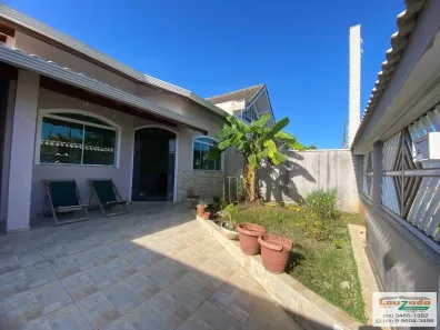 Casa com 3 Quartos à venda, 148m² no Balneário Três Marias, Peruíbe