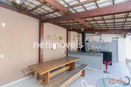 Casa com 3 Quartos à venda, 244m² no Santa Cruz, Belo Horizonte
