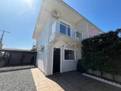 Sobrado com 2 Quartos à venda, 68m² no Ulysses Guimarães, Joinville