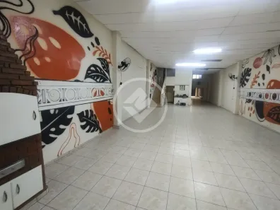 Casa com 4 Quartos para alugar, 300m² no Vila Mathias, Santos