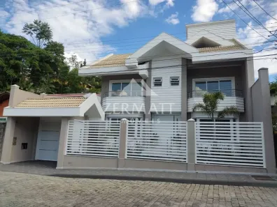 Casa com 3 Quartos à venda, 350m² no Escola Agrícola, Blumenau