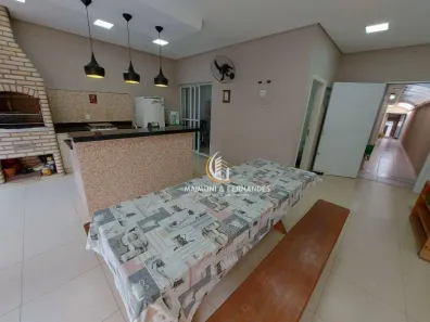 Casa com 3 Quartos à venda, 198m² no Zona Central, Rio Claro