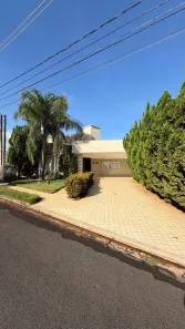 Casa de Condomínio com 3 Quartos para alugar, 205m² no Residencial Marcia, São José do Rio Preto