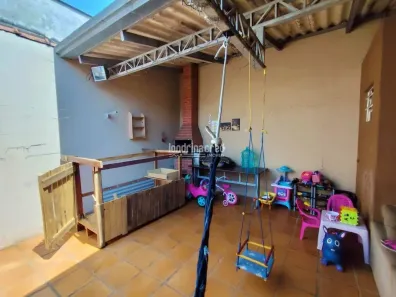 Casa com 3 Quartos à venda, 125m² no João Paz, Londrina