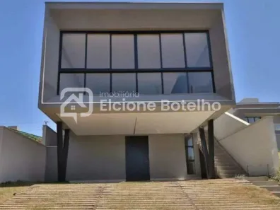 Casa de Condomínio com 4 Quartos à venda, 182m² no Granja Marileusa, Uberlândia
