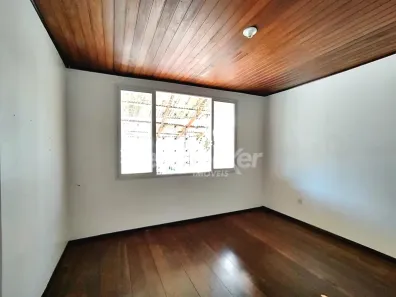 Casa com 2 Quartos para alugar, 104m² no Floresta, Porto Alegre