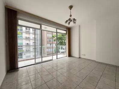 Apartamento com 2 Quartos para alugar, 75m² no Gonzaga, Santos