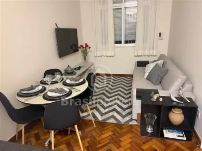 Apartamento com 2 Quartos à venda, 48m² no Leblon, Rio de Janeiro