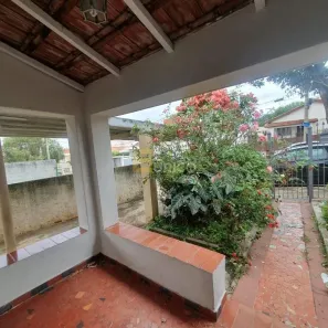 Casa com 4 Quartos à venda, 300m² no Vila Anhangüera, Valinhos