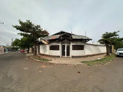 Casa com 4 Quartos à venda, 275m² no Brasília, Londrina