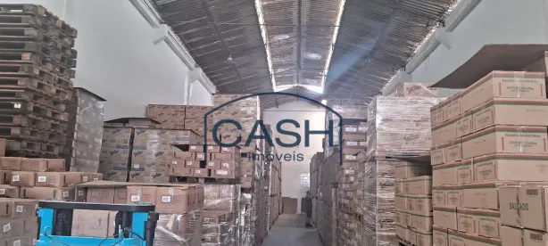 Galpão/Depósito/Armazém à venda, 650m² no Penha, Rio de Janeiro