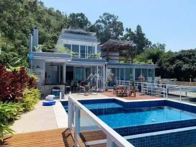 Casa com 3 Quartos à venda, 252m² no Praia do Arrastão, São Sebastião