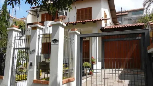 Casa com 4 Quartos à venda, 350m² no Petrópolis, Porto Alegre