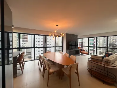 Apartamento com 4 Quartos para alugar, 156m² no Centro, Balneário Camboriú