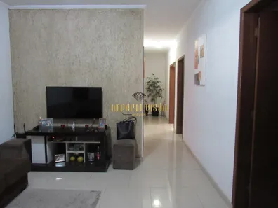Casa com 4 Quartos à venda, 232m² no Calmon Viana, Poá