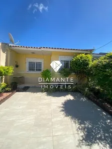 Casa com 3 Quartos à venda, 60m² no Hípica, Porto Alegre