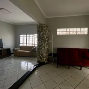 Casa com 4 Quartos à venda, 243m² no Alto Cafezal, Marília