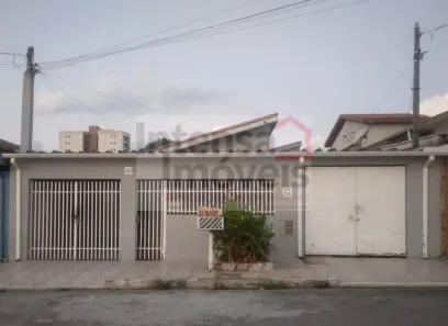 Casa com 2 Quartos à venda, 180m² no Parque Paduan, Taubaté