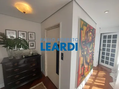 Apartamento com 3 Quartos à venda, 189m² no Jardim Fonte do Morumbi, São Paulo