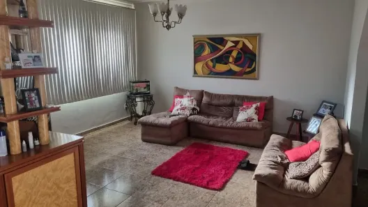 Casa com 5 Quartos à venda, 440m² no Saraiva, Uberlândia