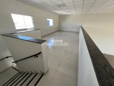 Galpão/Depósito/Armazém à venda, 250m² no Loteamento Monte Hebron, Uberlândia