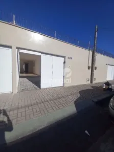 Casa com 4 Quartos para alugar, 136m² no Jardim das Oliveiras, Fortaleza