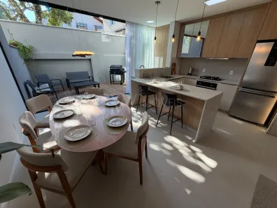 Casa de Condomínio com 3 Quartos à venda, 173m² no Iririú, Joinville
