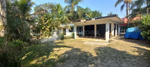 Fazenda/Sítio com 4 Quartos à venda, 150m² no Praia de Leste, Pontal do Paraná
