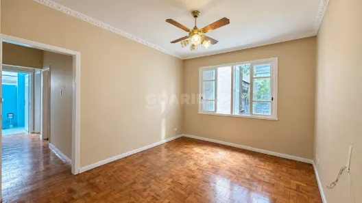 Apartamento com 3 Quartos para alugar, 85m² no Farroupilha, Porto Alegre