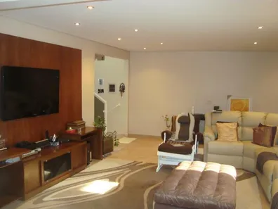 Sobrado com 3 Quartos à venda, 240m² no Parque dos Pomares, Campinas