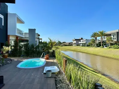 Casa de Condomínio com 4 Quartos à venda, 350m² no , Capão da Canoa