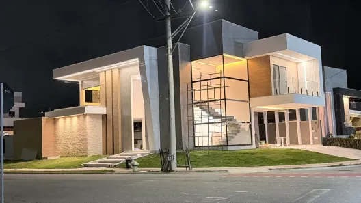 Casa de Condomínio com 4 Quartos à venda, 320m² no Parque Rodoviário, Campos dos Goytacazes