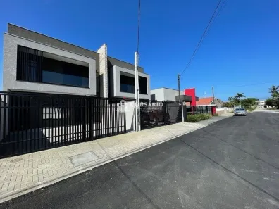 Sobrado com 3 Quartos à venda, 155m² no Centro, Matinhos