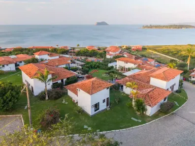 Casa de Condomínio com 2 Quartos à venda, 7876m² no Arpoador, Armação dos Búzios