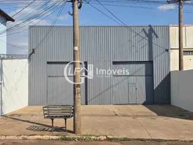 Galpão/Depósito/Armazém para alugar, 480m² no Vila Ipiranga, Campo Grande