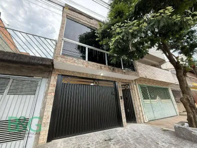 Sobrado com 2 Quartos à venda, 124m² no Jardim Aeródromo, Guarulhos